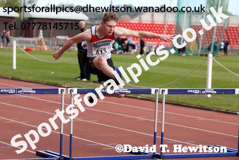 Mens under-17s 400 metres hurdles, North Eastern Track and Field Champs, Gateshead Stadium. Photo: David T. Hewitson/Sports for All Pics